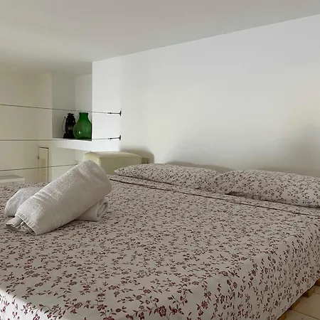 Baia Delle Muse - Seaview Haven Apartment