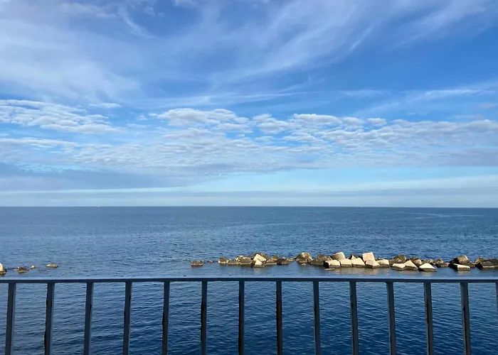 Appartamento Baia Delle Muse - Seaview Haven